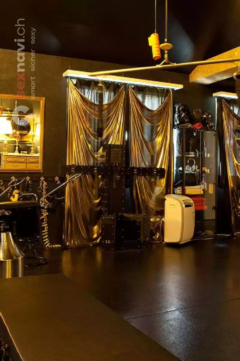 Lana Andersson Lana Andersson Zürich Umgebung