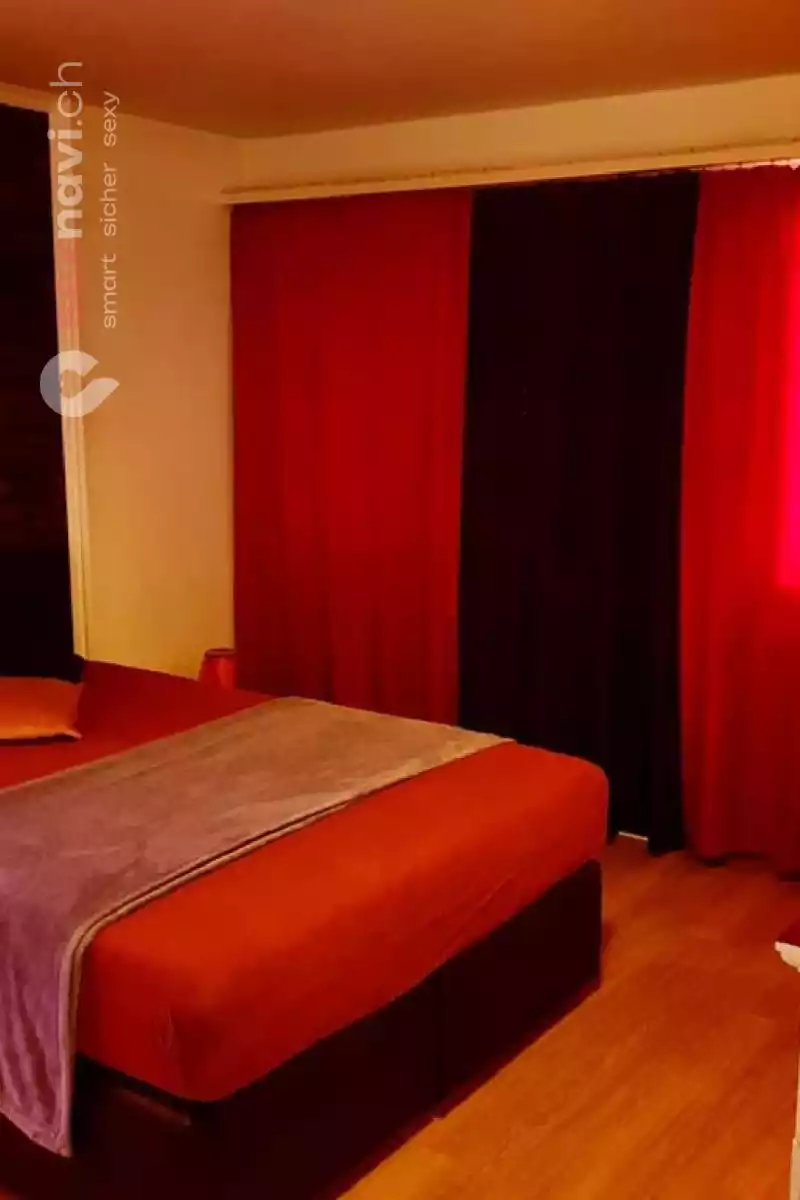 Gold Linie Atelier I Gold Linie Atelier I Luzern