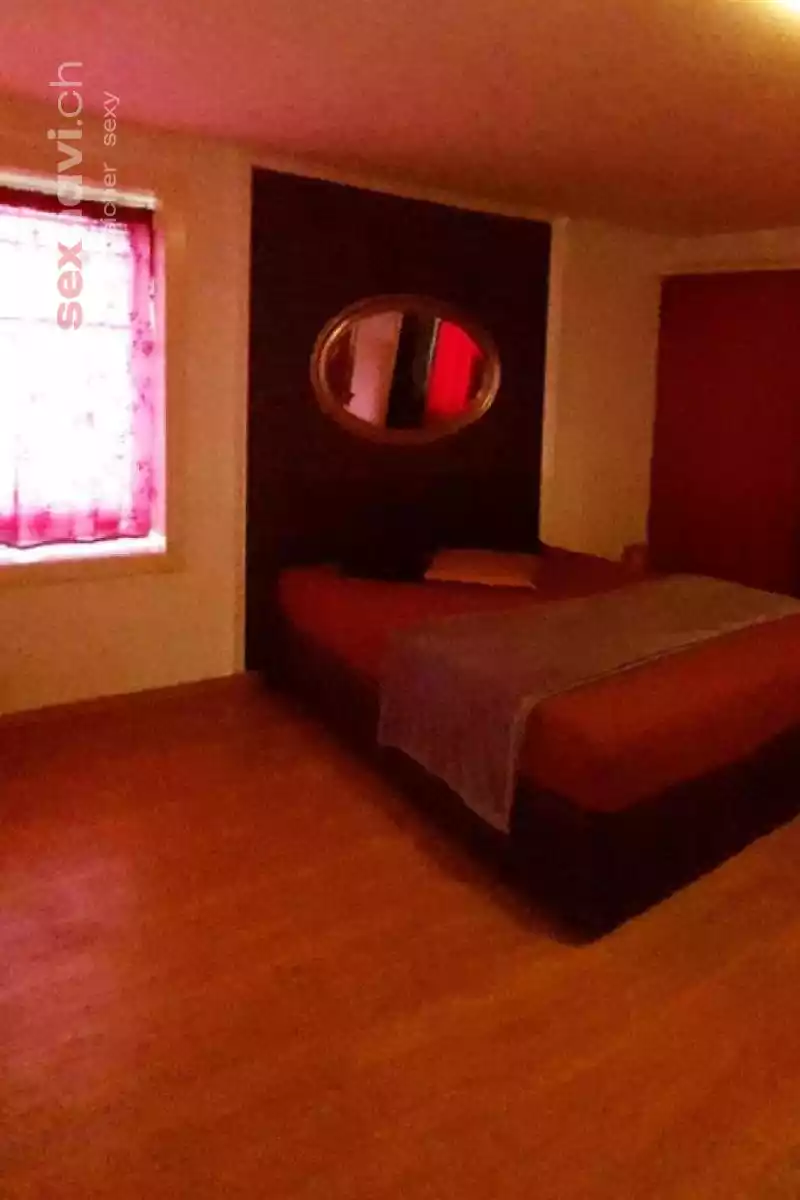 Gold Linie Atelier I Gold Linie Atelier I Luzern