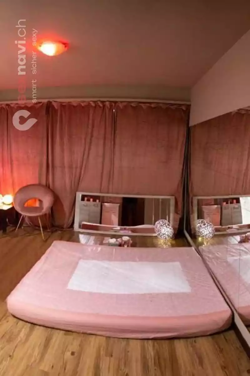 Royal Tantra Royal Tantra Tessin