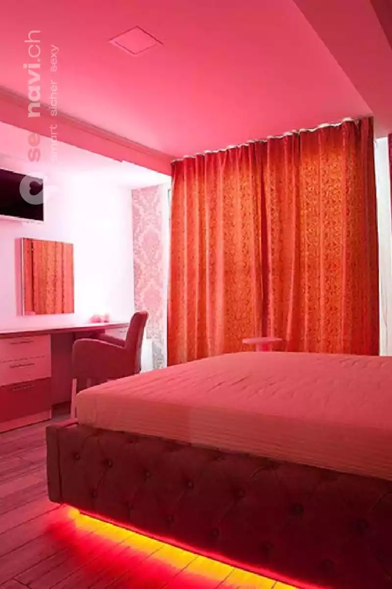 TOP LOCATION mega Zimmer Oensingen, Schweiz, Solothurn