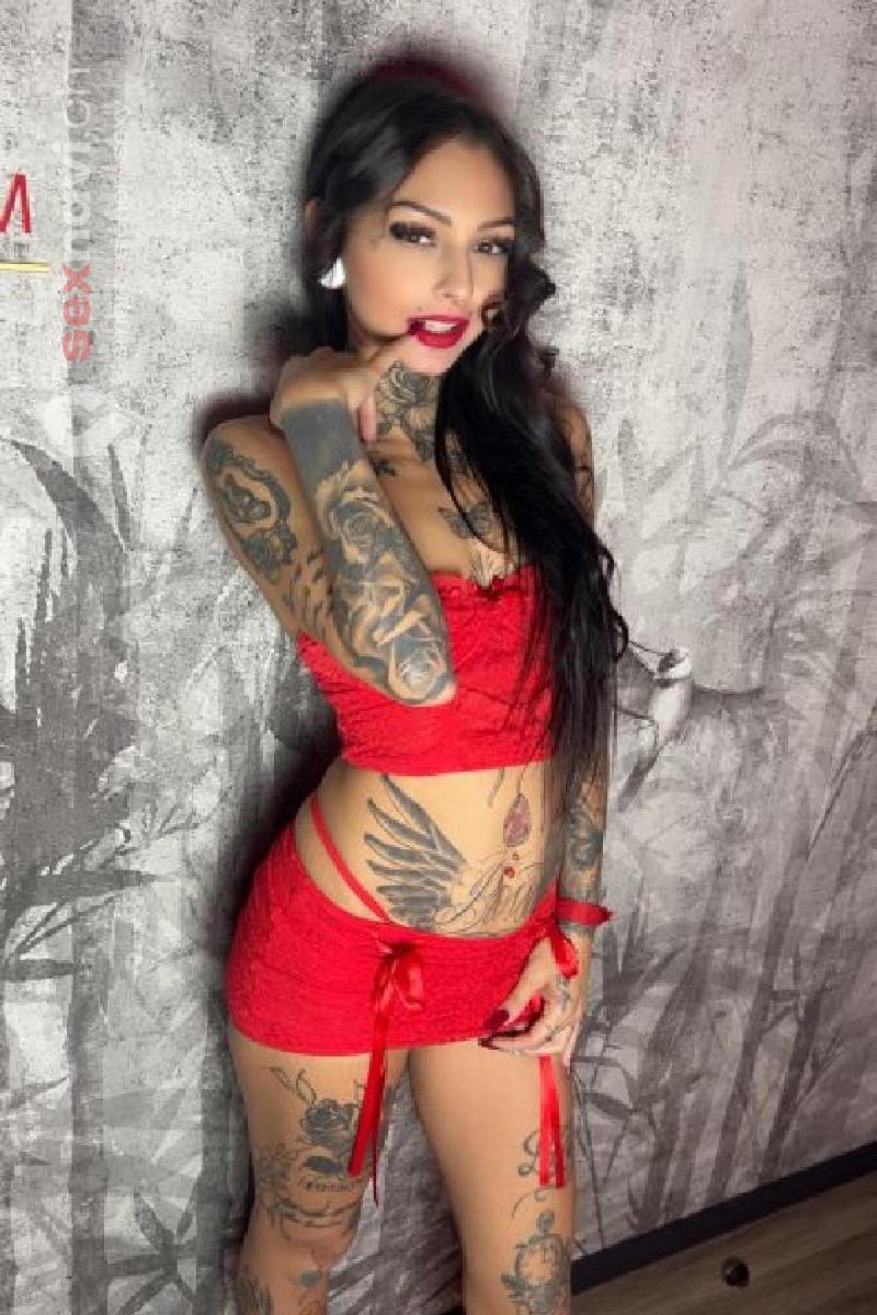 KETRIN Mega-heisser TEENIE... Basel, Basel, Schweiz