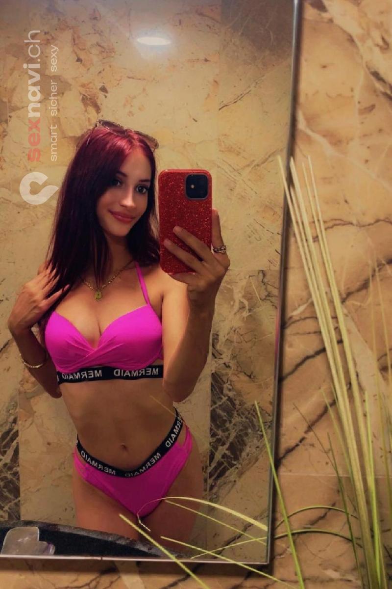 SKINNY-LENA Brandheiss... Zürich Umgebung, Schaffhausen, Zürich Stadt, Schweiz, Thayngen