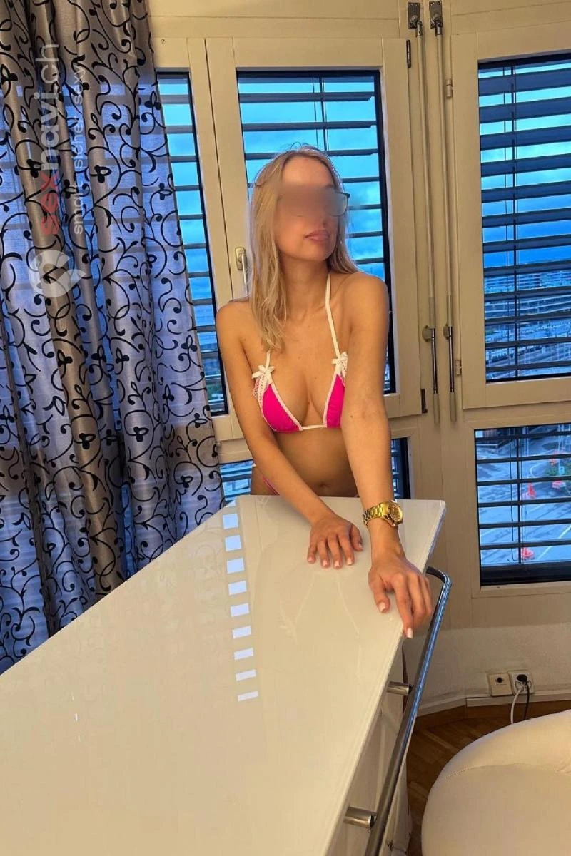 Lana Jung-schlank-geil-Top Body Z&uuml;rich Umgebung, Zug, Zug, Schweiz, Luzern