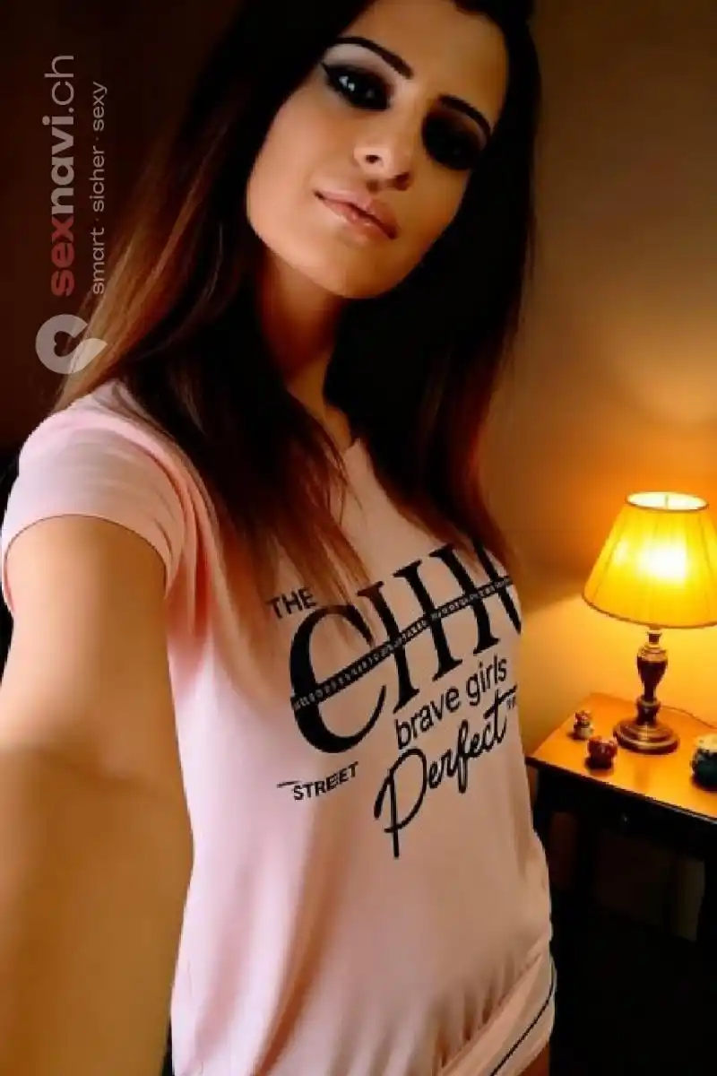 Laura bis 9.4 Anal geiles h&uuml;bsche M&auml;dchen St.Gallen, &Ouml;sterreich, Thurgau, Schweiz, M&uuml;llheim Dorf