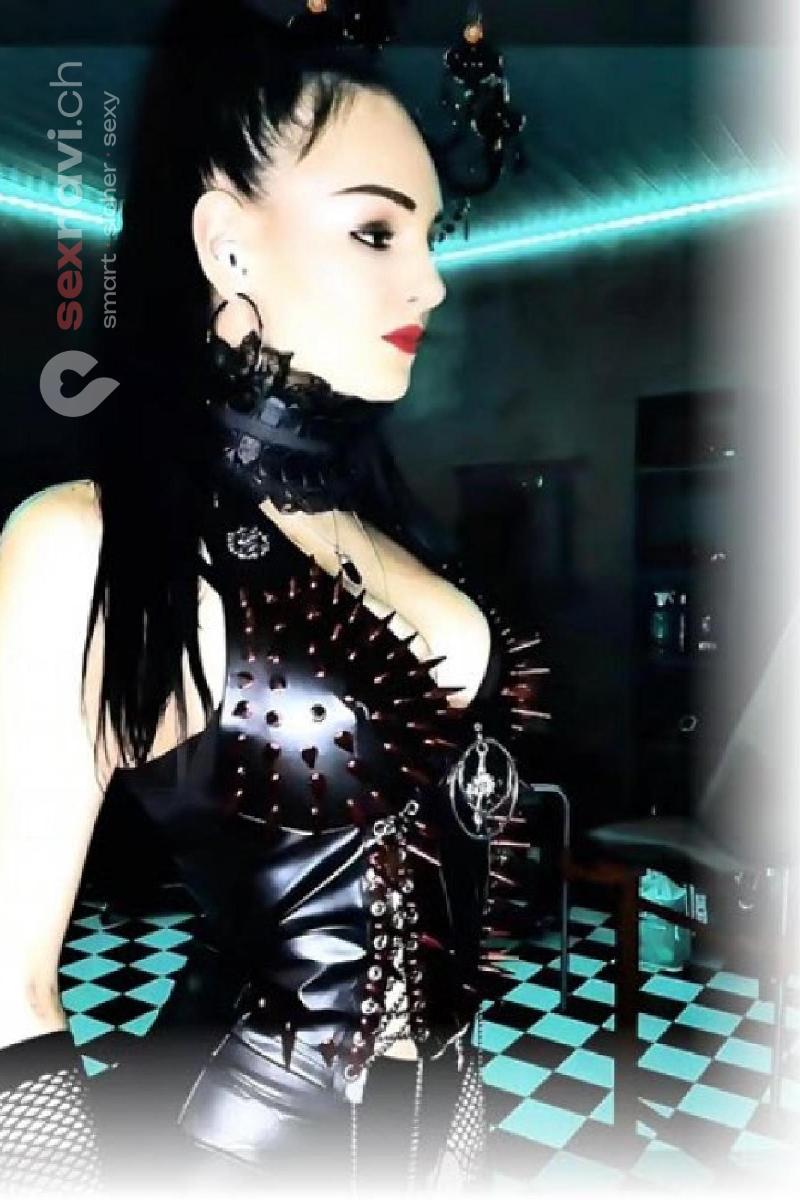 Mistress Anabelle Erfahrene Domina Zug, Buchrain, Aargau, Schweiz, Luzern