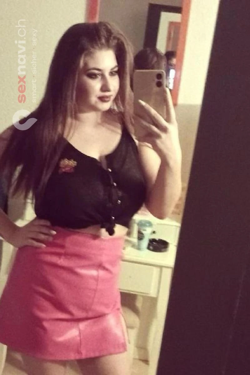 Alexandra Heisse Kurven 🔥 St.Gallen, Thurgau, Schweiz, Brunnen, Schwyz