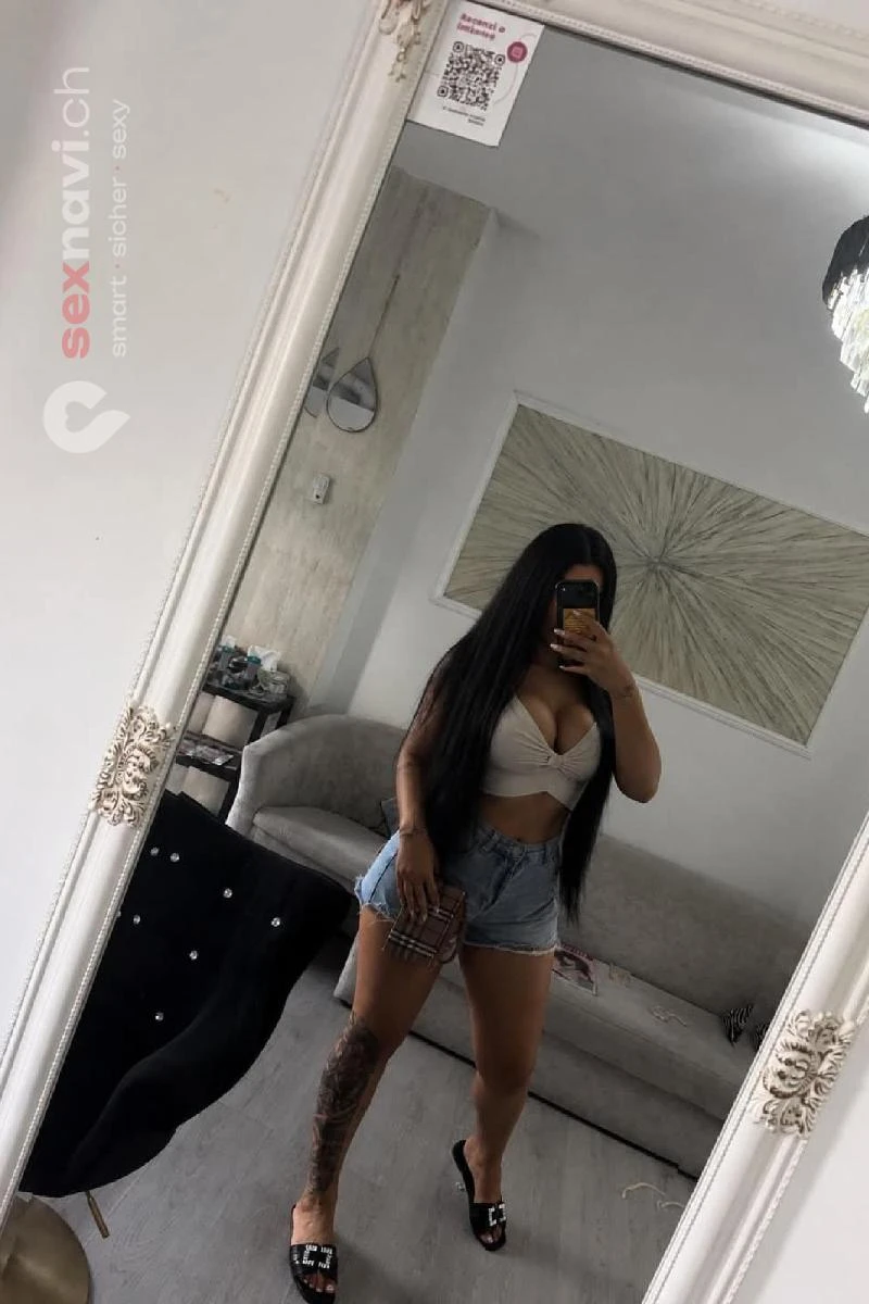 Roxi soon Bern Umgebung, Schweiz, Biel/Bienne - Grenchen, Solothurn
