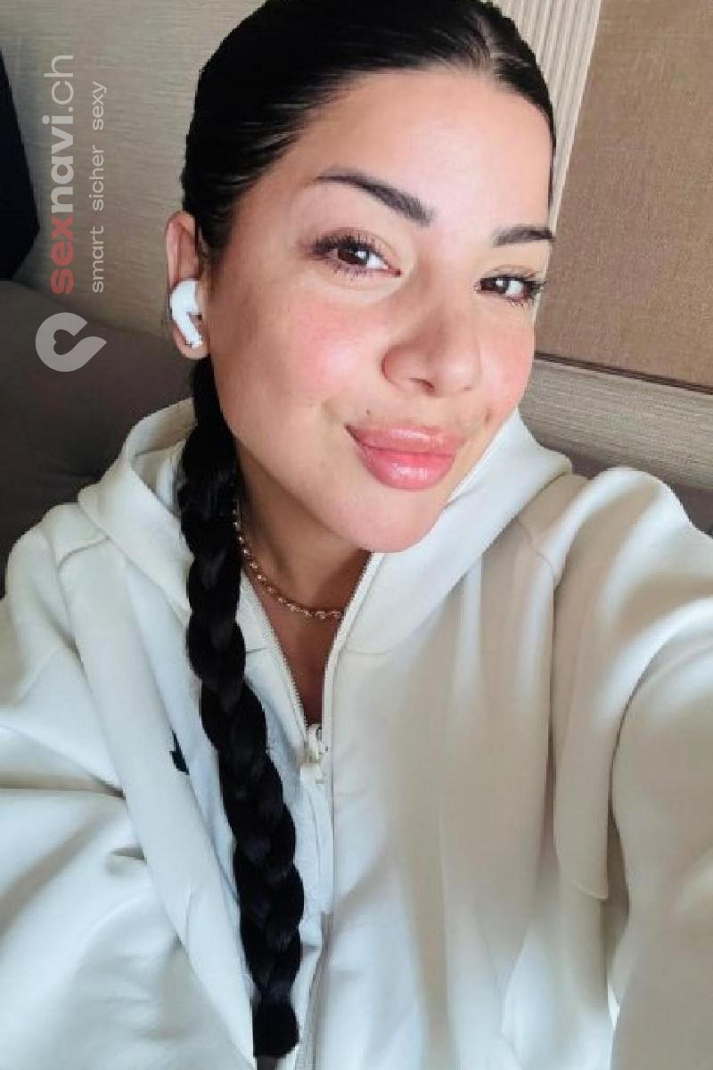 Martina 📣📣 Diskretes Adresse 📣📣 Othmarsingen, Aargau, Z&uuml;rich Stadt, Schweiz, Schwyz