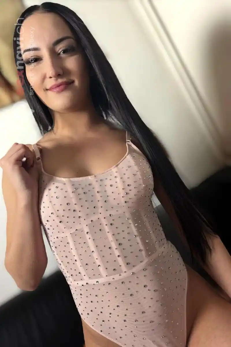 JANICE-TOP-TEENIE Heisse ungarische SEX-Grana Zürich Umgebung, Schaffhausen, Zürich Stadt, Schweiz, Thayngen