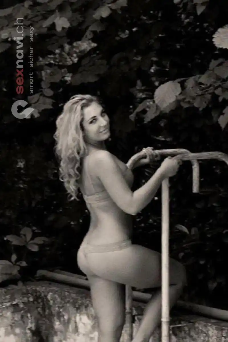 MIRKA-PORNOSTAR In den Mund und in den Arsch Z&uuml;rich Umgebung, Schaffhausen, Z&uuml;rich Stadt, Schweiz, Thayngen