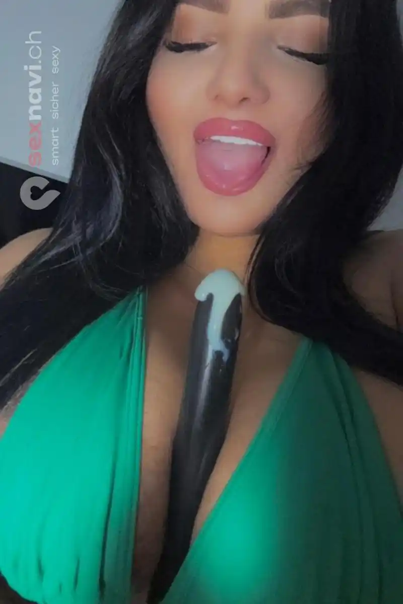 Channel CHUBBY TEEN CHUBBY ANAL SEX Jura, Schweiz, Biel/Bienne - Grenchen, Solothurn, La Chaux-de-Fonds