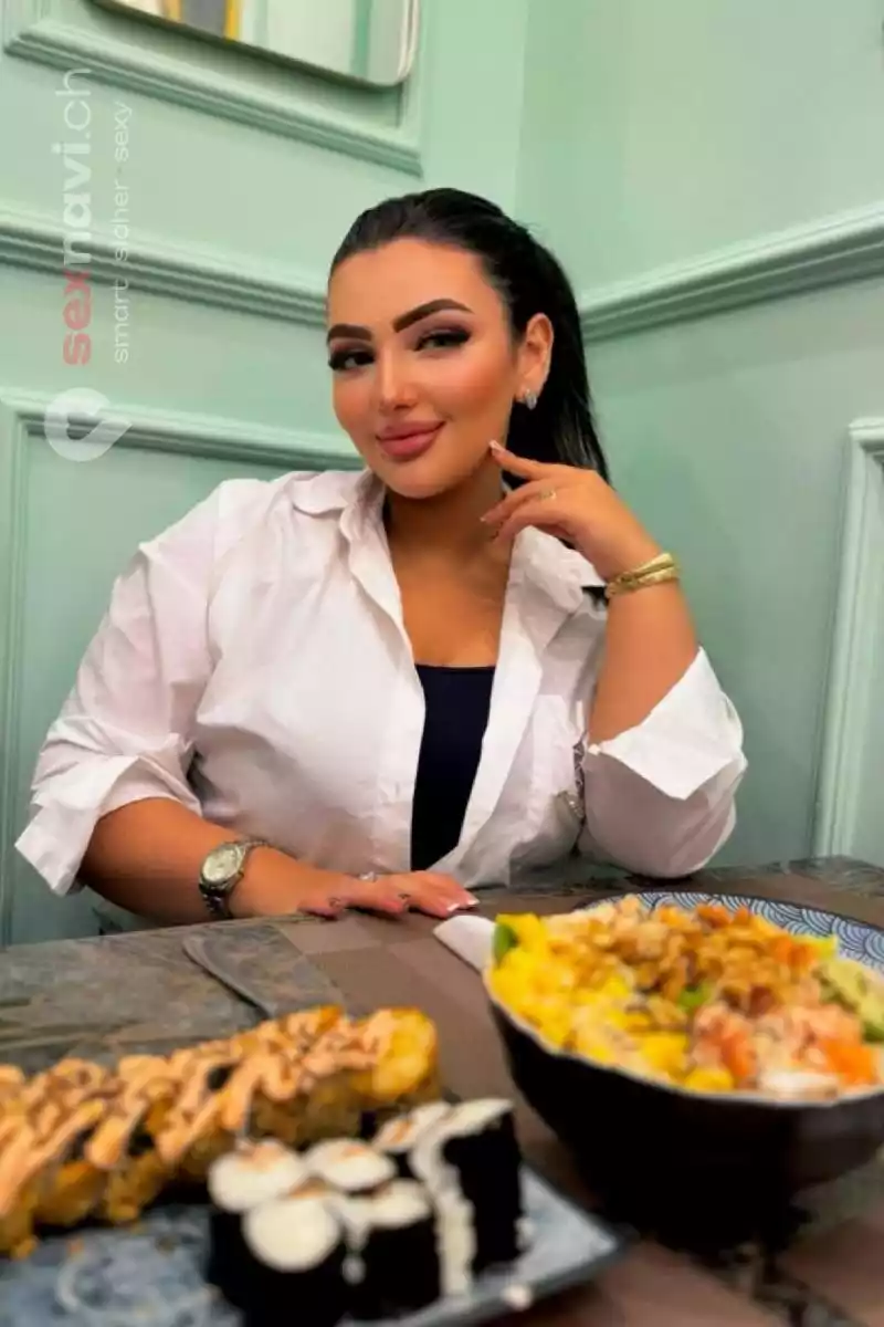 Channel CHUBBY TEEN CHUBBY ANAL SEX Jura, Biel/Bienne, Schweiz, Neuchatel / Neuenburg, Fribourg / Freiburg