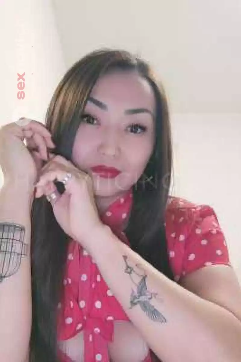 Lilly Un tocco d’Oriente con una r Lugano, Schweiz, Tessin