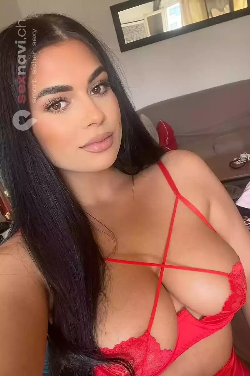 Jolie Top shot 😜 Liechtenstein, Oensingen, Schweiz, Solothurn