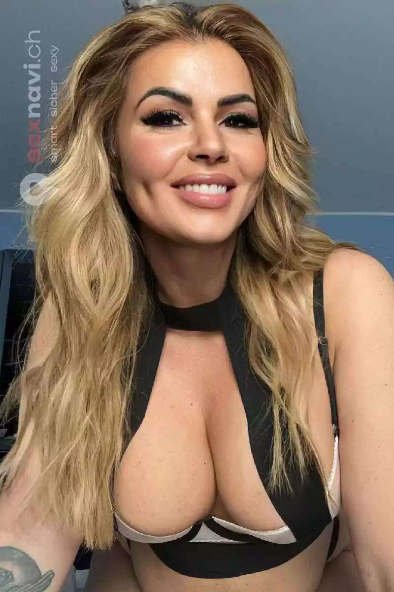 GIULIA sexygirl versaut Belp, Bern Umgebung, Bern Stadt, Schweiz, Biel/Bienne - Grenchen