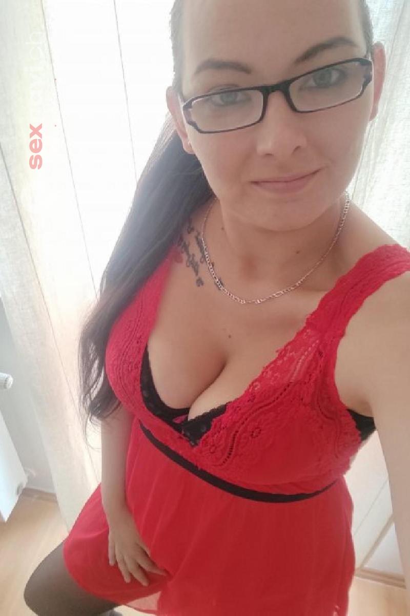 Zara xxx hübsche Girl St.Gallen, Österreich, Thurgau, Schweiz, Müllheim Dorf