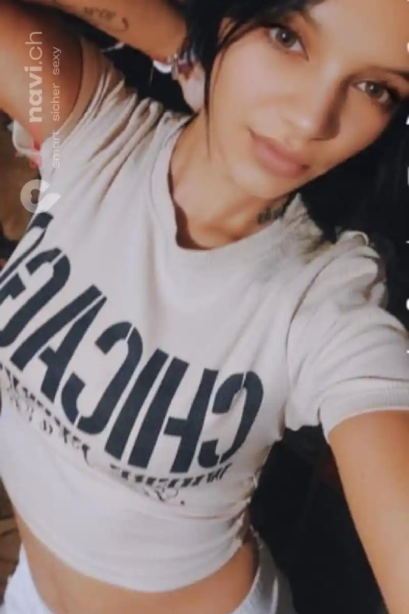 Lia Skinny  Ab 24.12 Skinny Teeny (44kg) &Ouml;sterreich, Schweiz, Luzern , Eschenbach LU