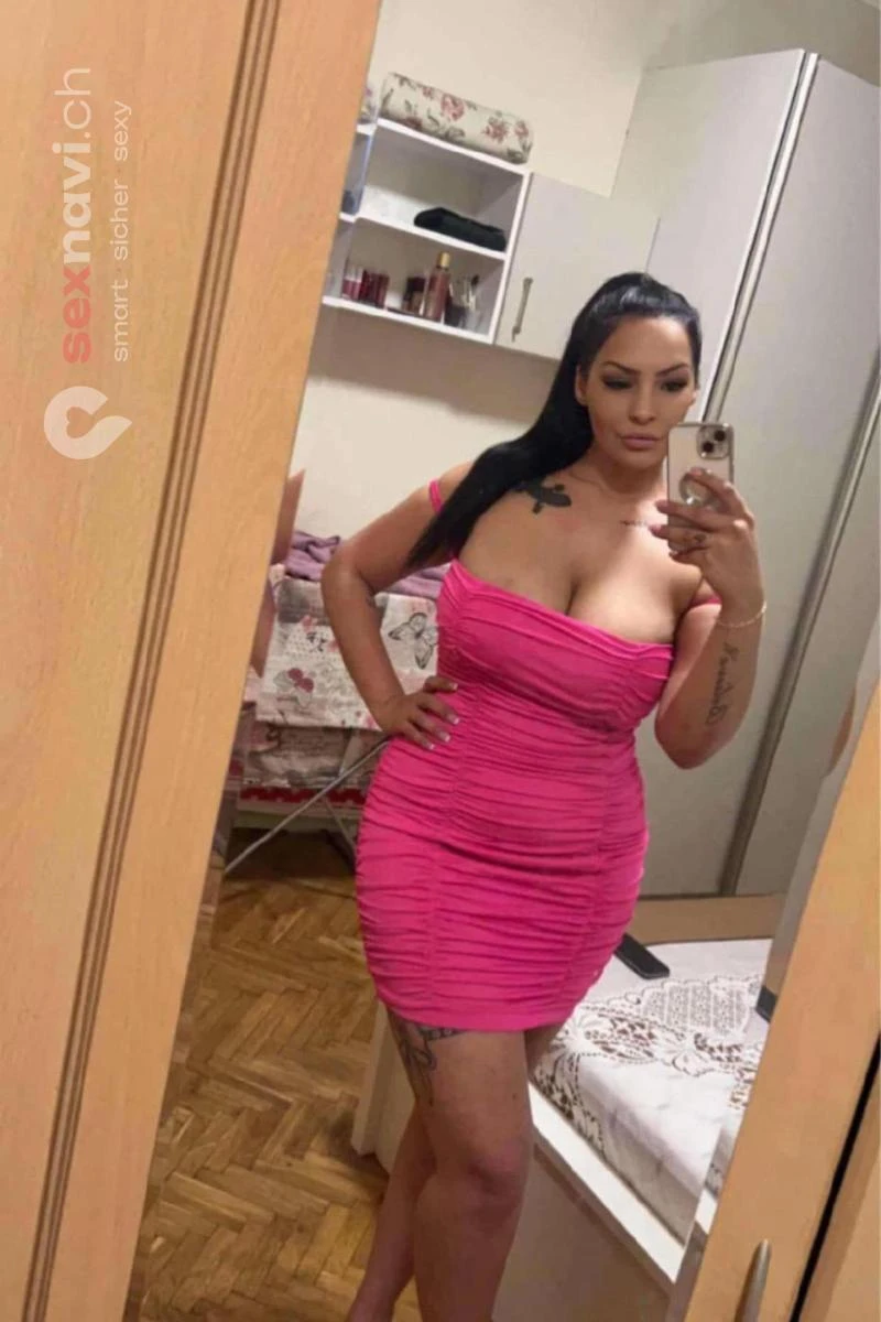 Irina CHUBBY CHUBBY COME IN MOUTH FACE Bern Stadt, Moutier, Schweiz, Biel/Bienne - Grenchen, Solothurn