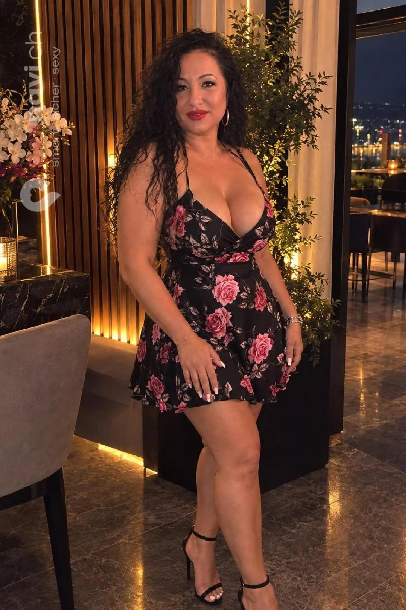 Simina Milf 💢 J&auml;gerbar 💢 Schweiz, Luzern , Seewen SZ, Schwyz