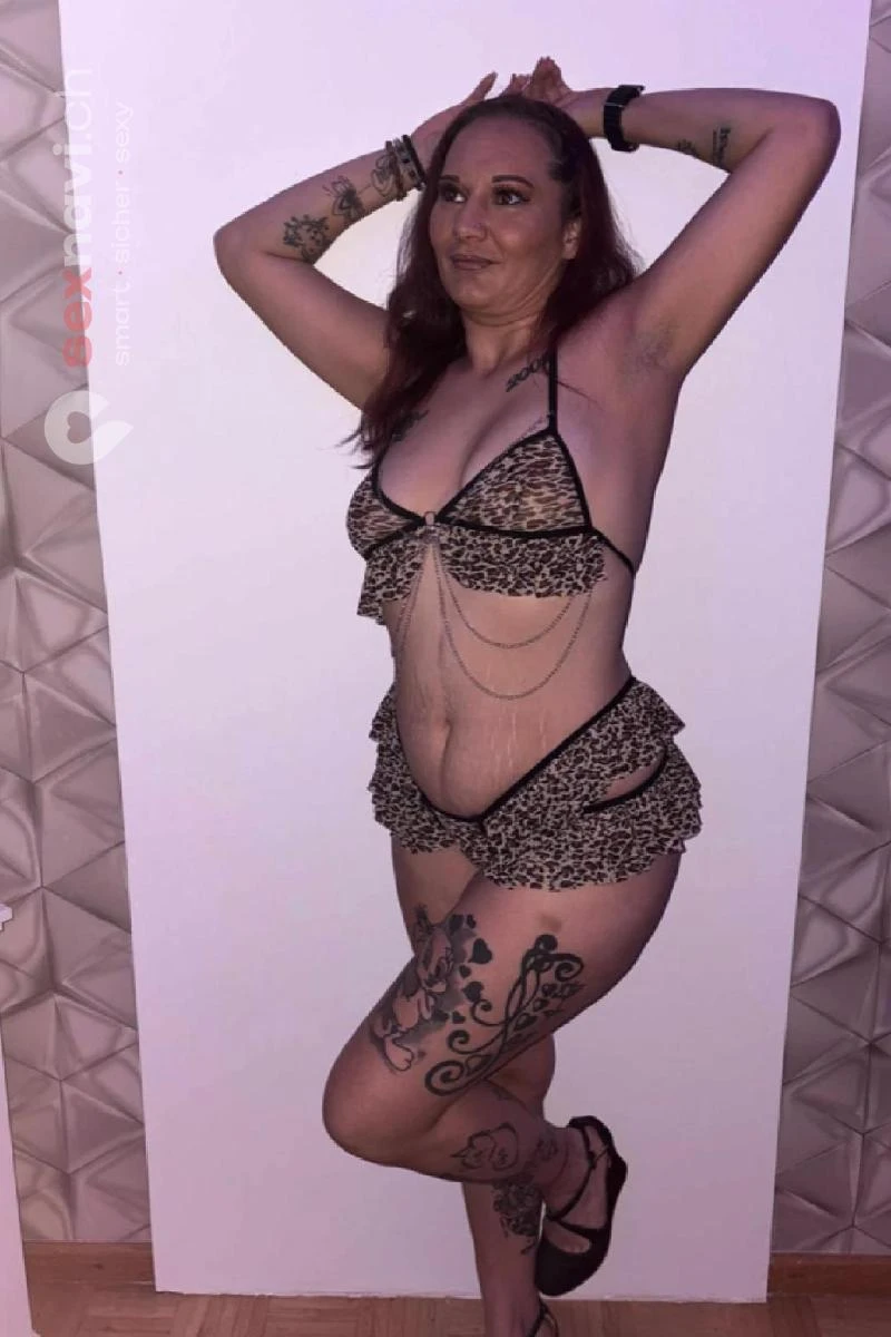 Naomi Anal Queen Bern Umgebung, Bern Stadt, Steffisburg, Schweiz, Biel/Bienne - Grenchen