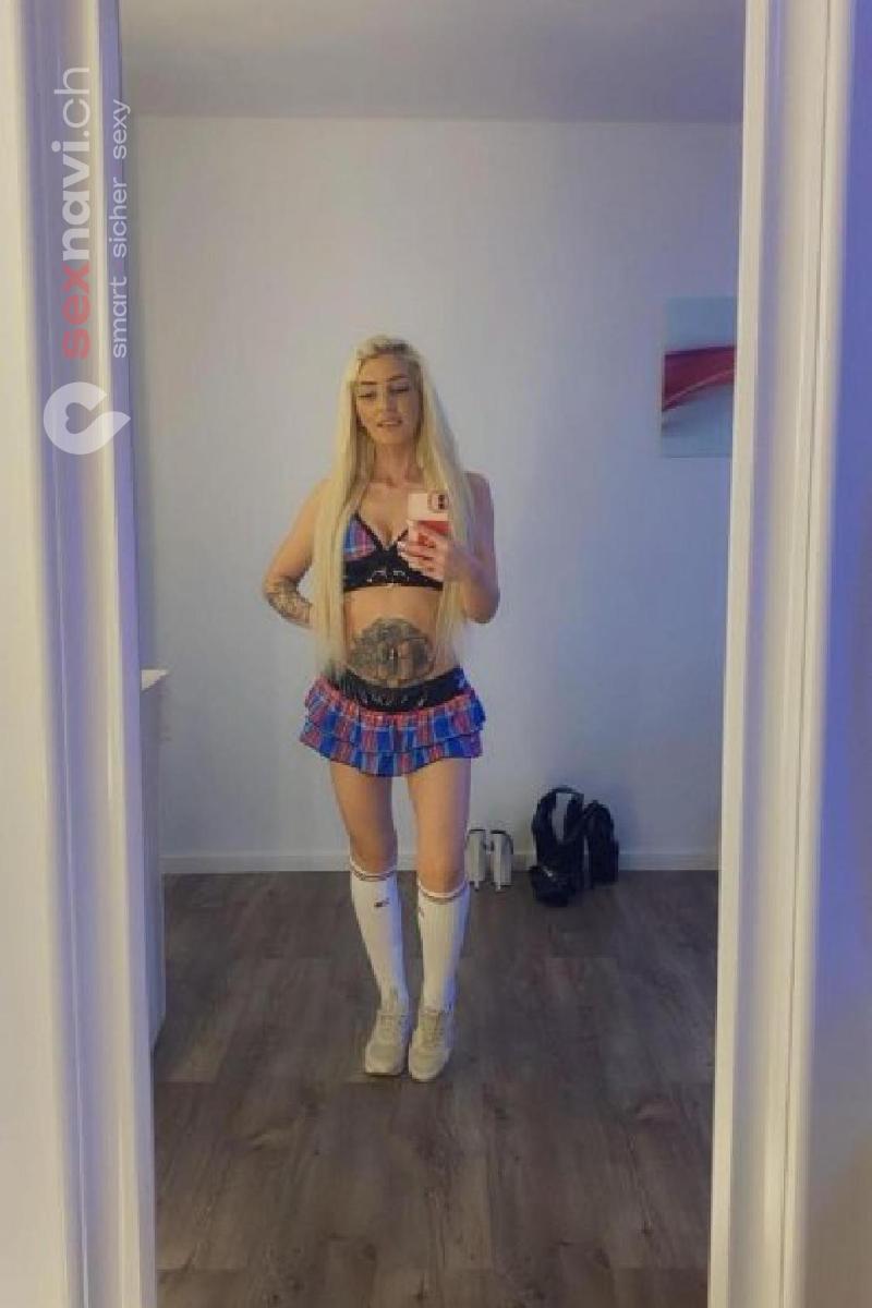 Adelina Anal geiles h&uuml;bsche M&auml;dchen St.Gallen, &Ouml;sterreich, Thurgau, Schweiz, M&uuml;llheim Dorf