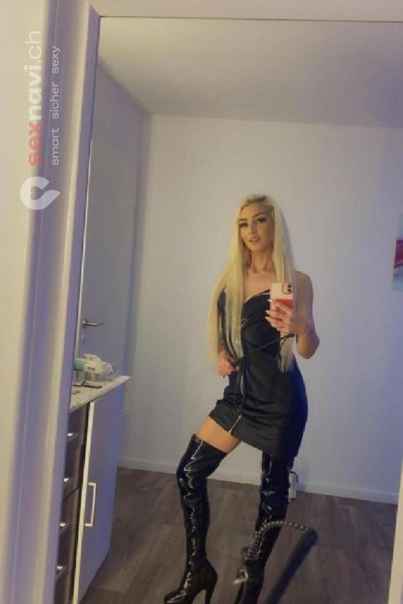 Adelina Anal geiles h&uuml;bsche M&auml;dchen St.Gallen, &Ouml;sterreich, Thurgau, Schweiz, M&uuml;llheim Dorf