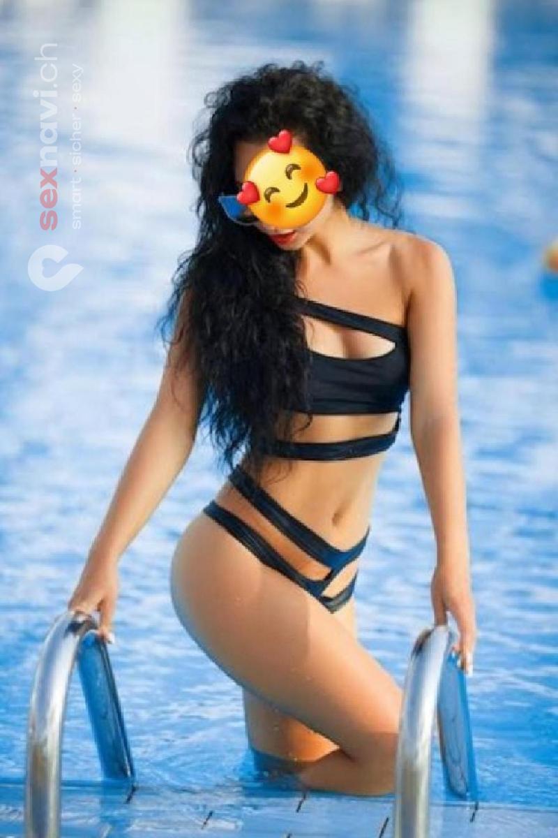 Selina Jung, schlank und sexy Zug, Buchrain, Aargau, Schweiz, Luzern