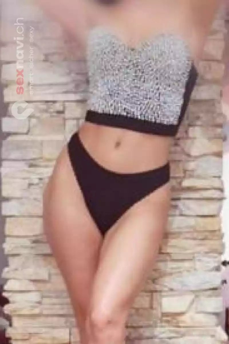 ROXANA SKINNY Oberbuchsiten, Bern Stadt, Aargau, Schweiz, Solothurn