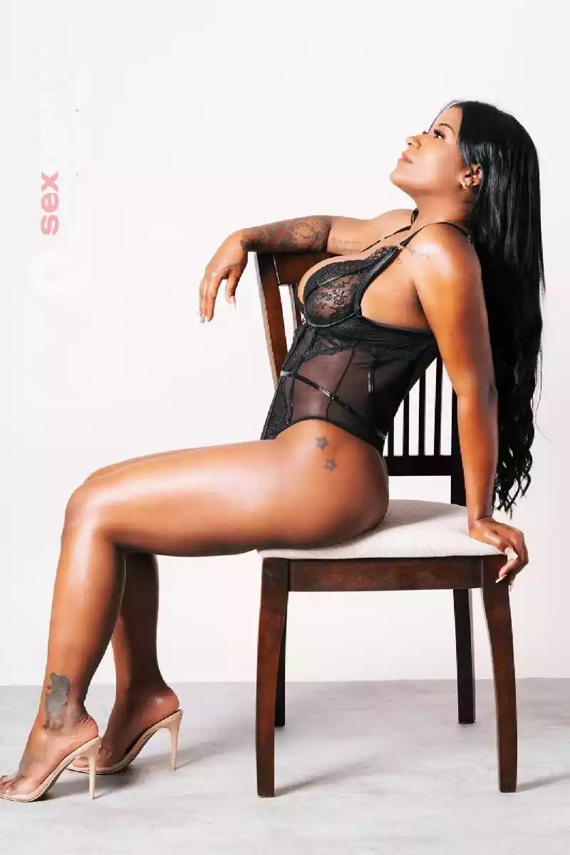 Stela MILF MILF LATINA CIM CIF FK GFE Waadt, Schweiz, Neuchatel / Neuenburg, Yverdon-les-Bains, Fribourg / Freiburg