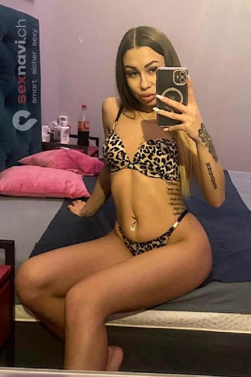 LAURA FICK-TEENIE mit Top-Body... Basel, Basel, Schweiz