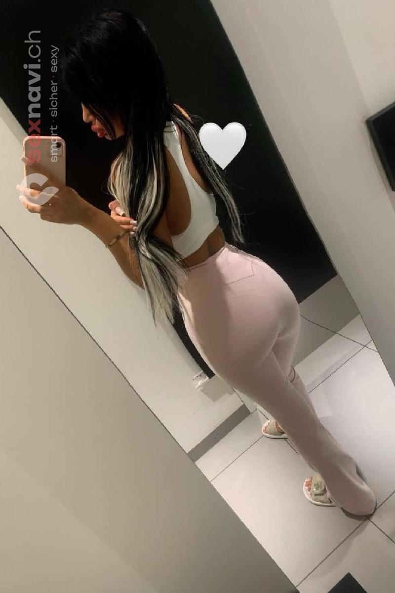 NESSA Devot und Spermageil Zürich Umgebung, Schaffhausen, Zürich Stadt, Schweiz, Thayngen