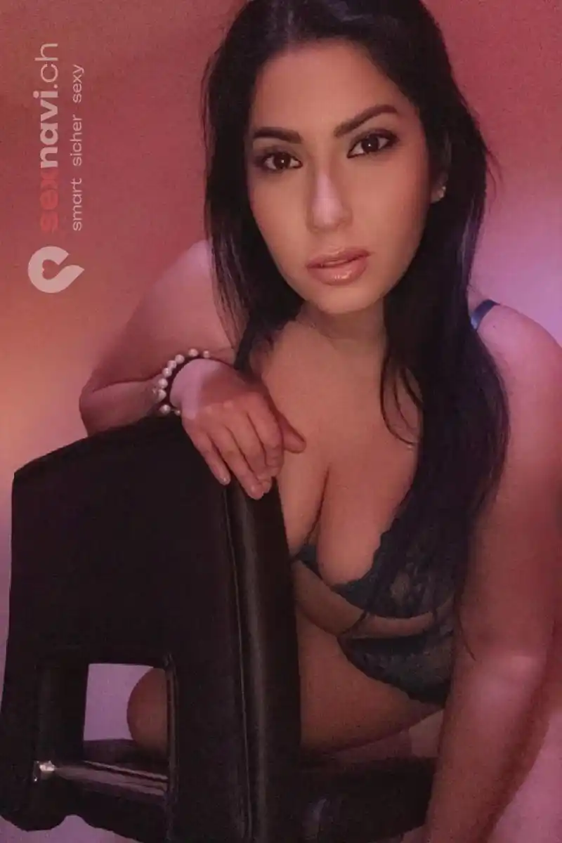 Clara GFE ANAL SEX Jura, Biel/Bienne, Schweiz, Biel/Bienne - Grenchen, Solothurn
