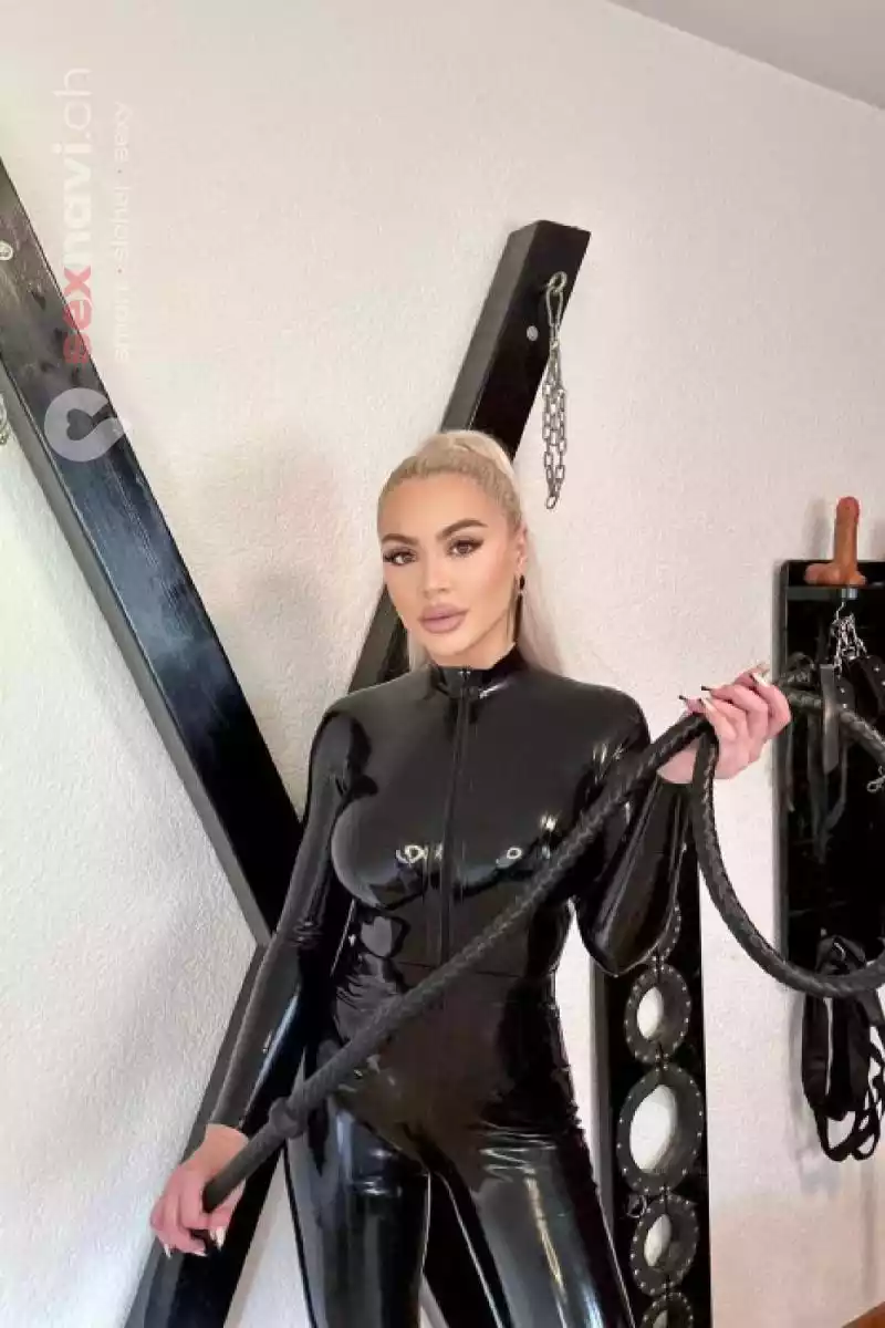 Angie Hot and juicy Bern Stadt, Bern Umgebung, Zollikofen, Schweiz, Biel/Bienne - Grenchen