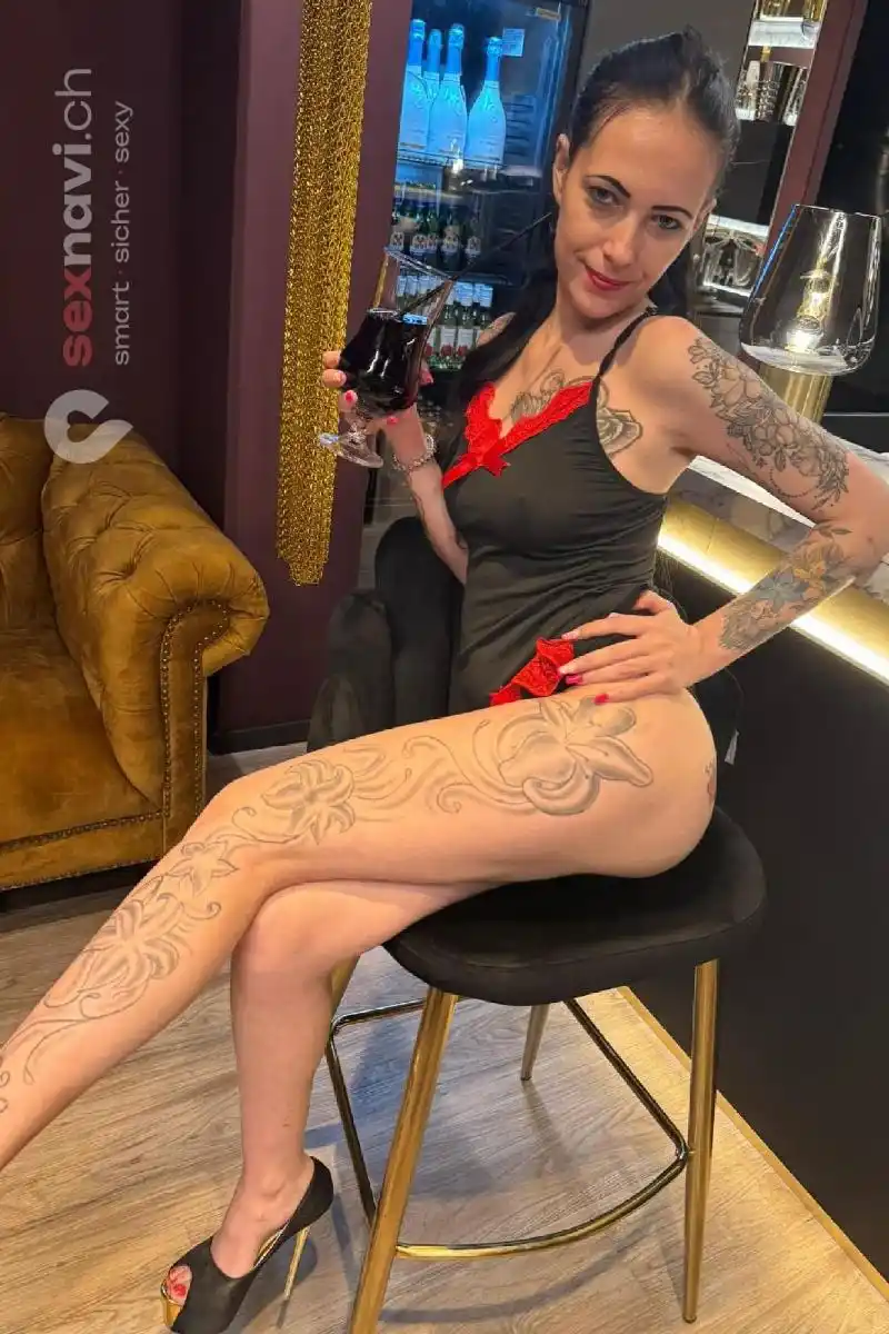 DENISZA Feuchte Sperma-HEXE... Basel, Basel, Schweiz