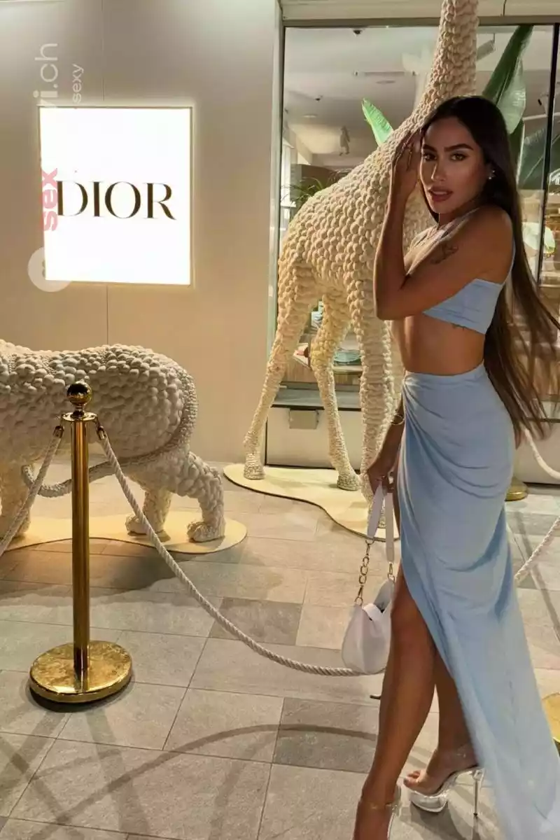 Bella Exclusive Model Basel, Luzern, Aargau, Schweiz, Solothurn