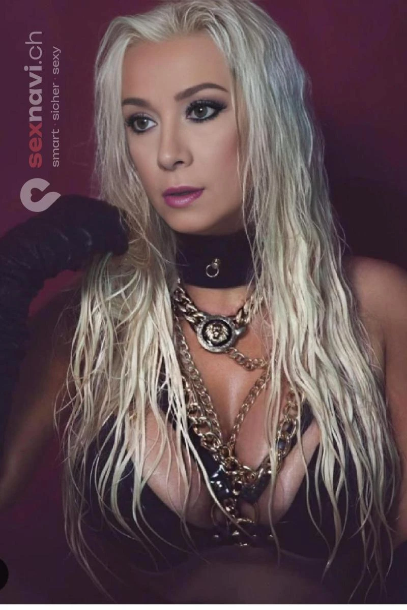 MARTHA FETISCHLADY 👠 &nbsp;NS /KV / DILDO SPIELE Bern Stadt, Bern Umgebung, Schweiz, Biel/Bienne - Grenchen, L&auml;tti