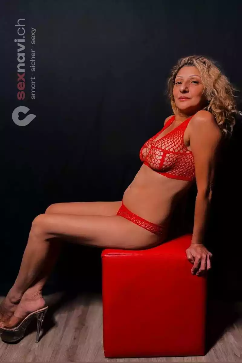 Lara Geiler Milf😘 Nidwalden, Hergiswil NW, Schweiz, Luzern , Schwyz