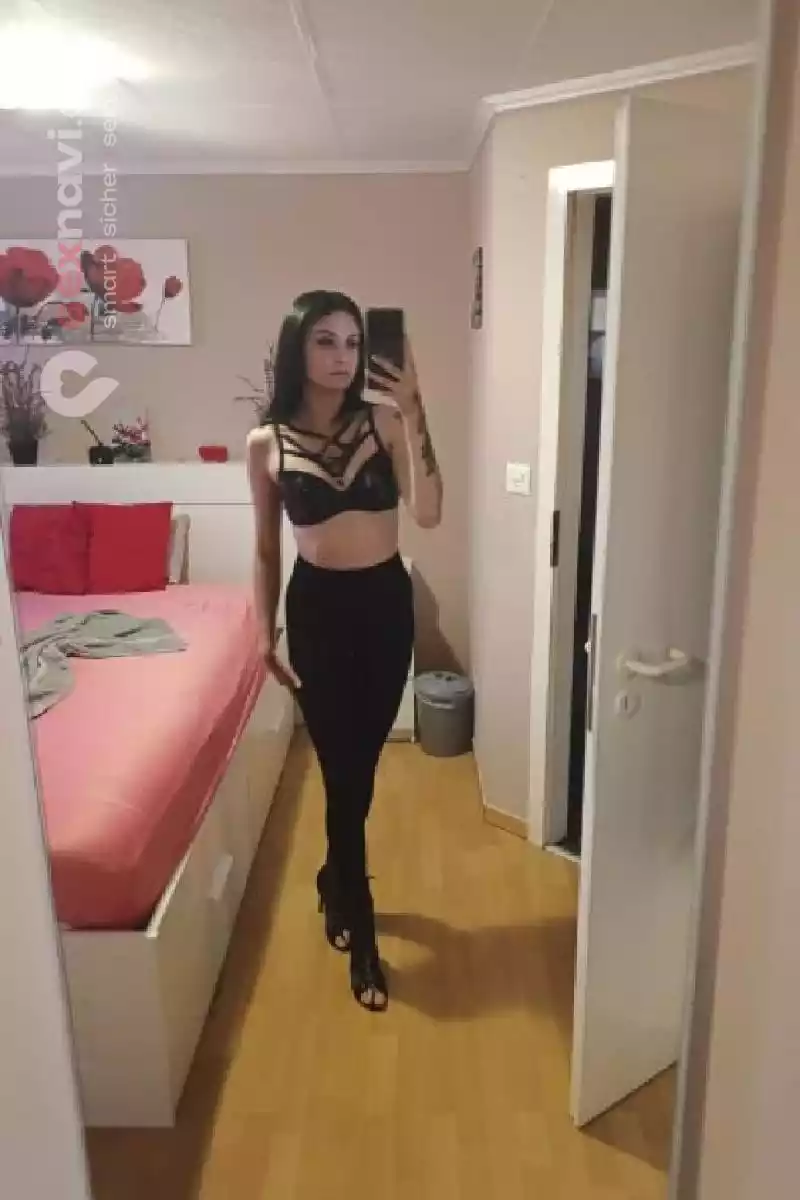 Liza skinny xxx Mädchen St.Gallen, Österreich, Thurgau, Schweiz, Müllheim Dorf