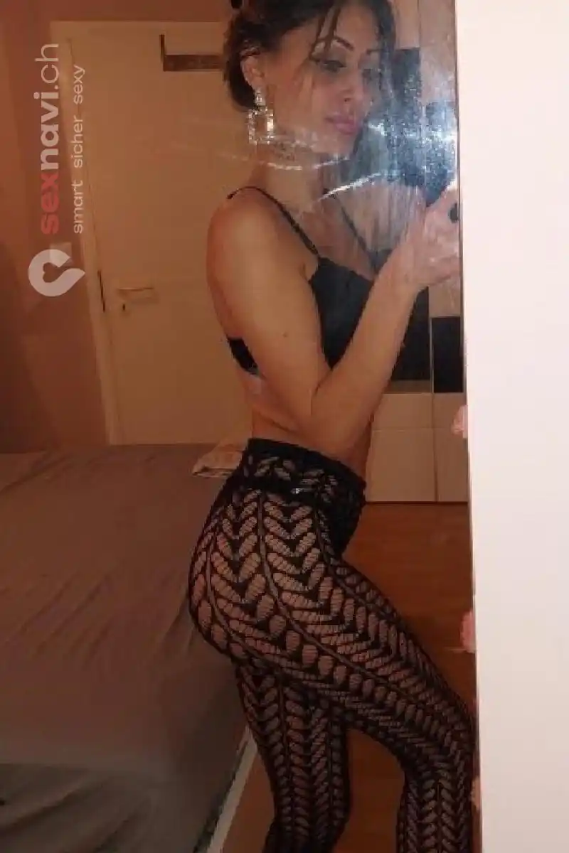 Sandy Sehr geile xxx M&auml;dchen St.Gallen, &Ouml;sterreich, Thurgau, Schweiz, M&uuml;llheim Dorf