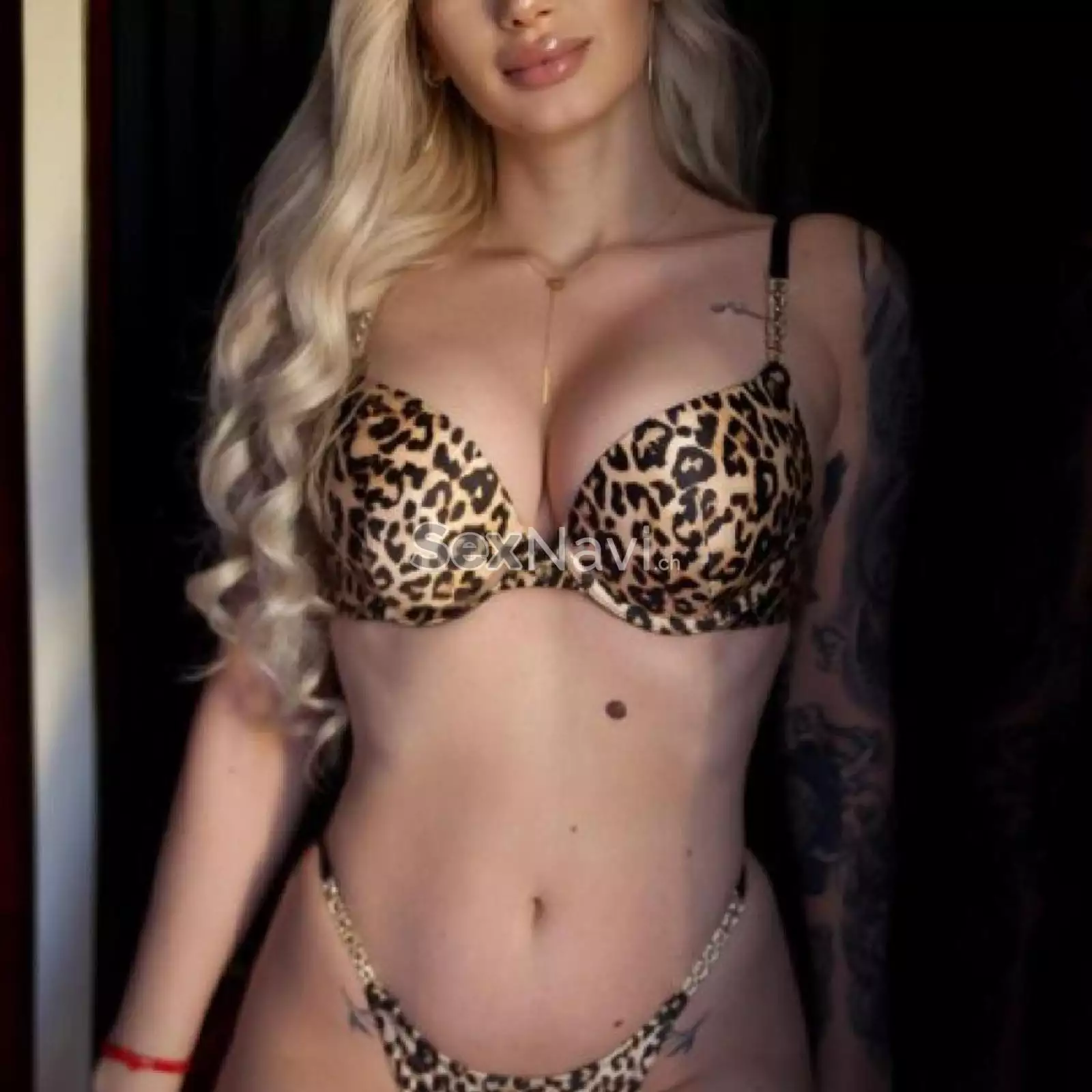 Jessi Heisse Blondine Basel, Basel, Schweiz