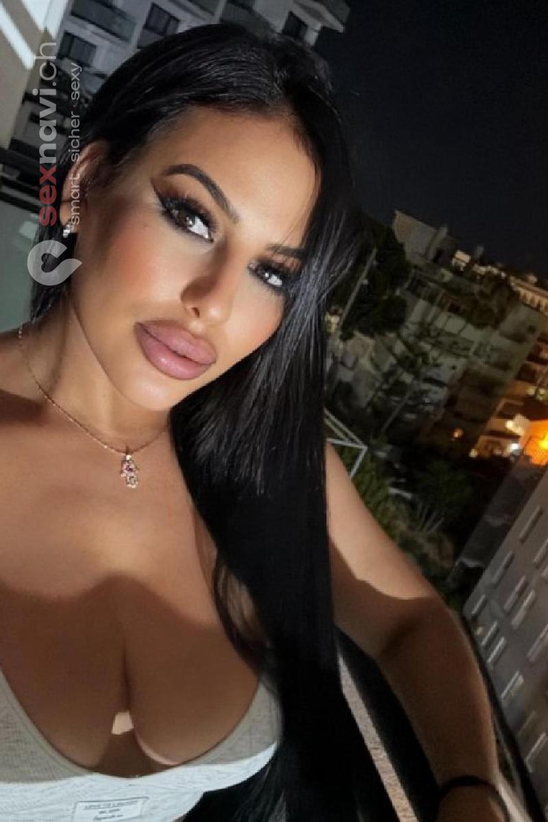 Dina Natur Brust Basel, Basel, Schweiz