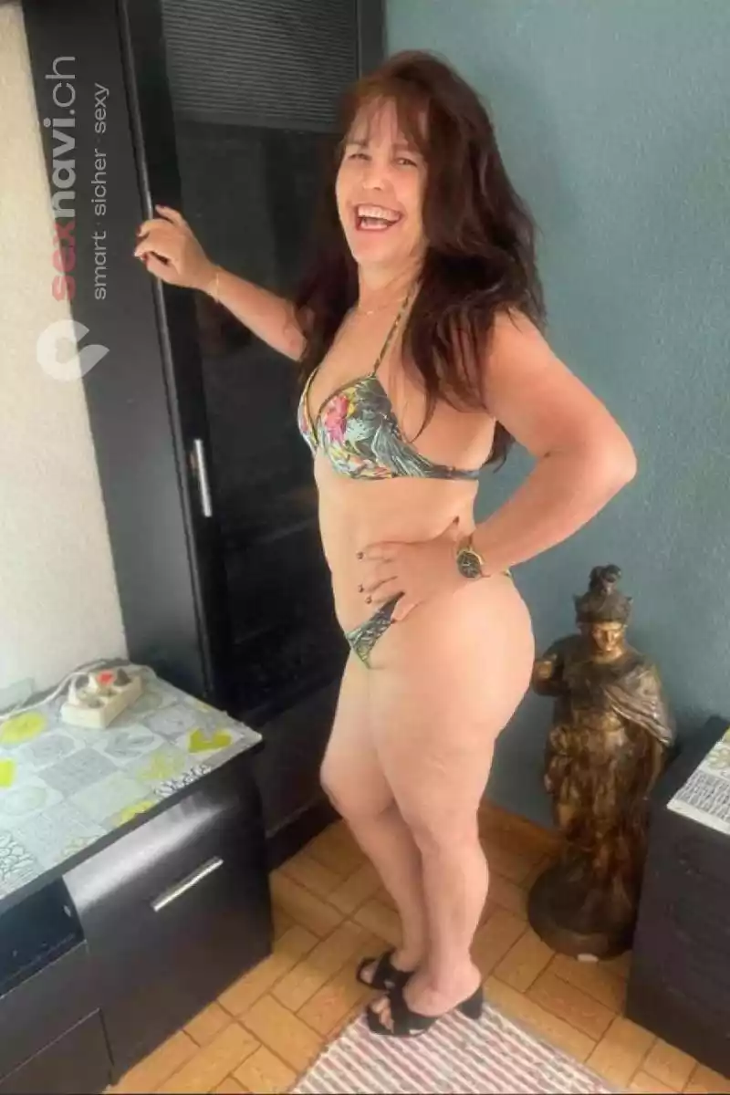 Rosi COUGAR COUGAR NYMHO Jura, Biel/Bienne, Schweiz, Neuchatel / Neuenburg, Fribourg / Freiburg