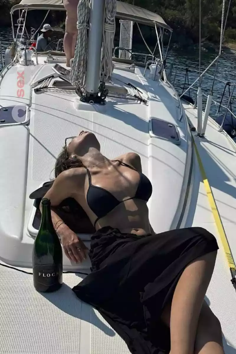 Julia Grey Vollbusige Schönheit Basel, Basel, Aargau, Schweiz, Solothurn