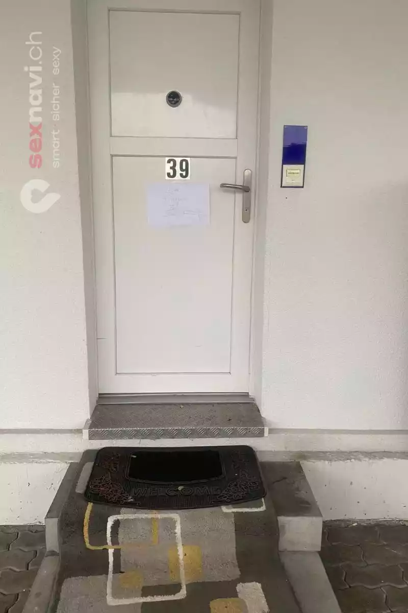 Auf %te oder Miete 🤑 Suche Kollegin 🤑 Reinach AG, Aargau, Schweiz, Luzern , Schwyz