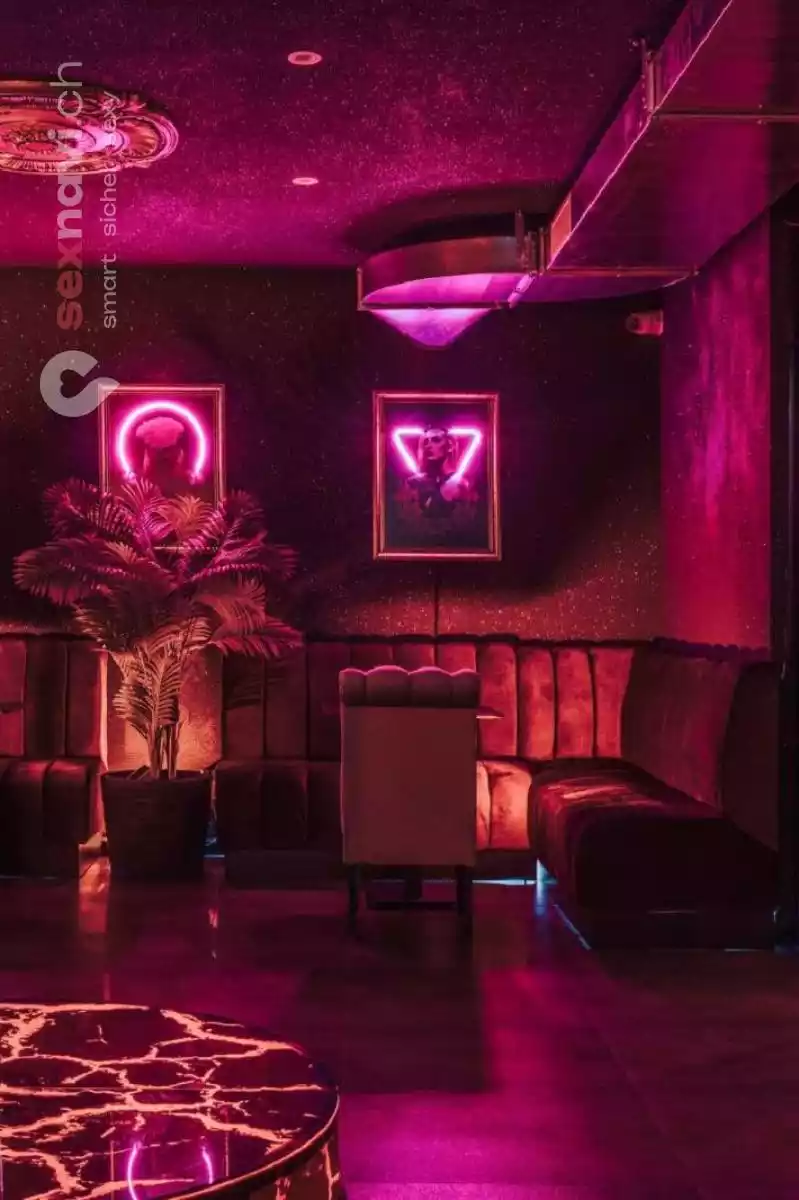 Beste Bar ZH ✅ Risikolos auf 50/50 ✅ Zürich Umgebung, Thurgau, Neftenbach, Zürich Stadt, Schweiz