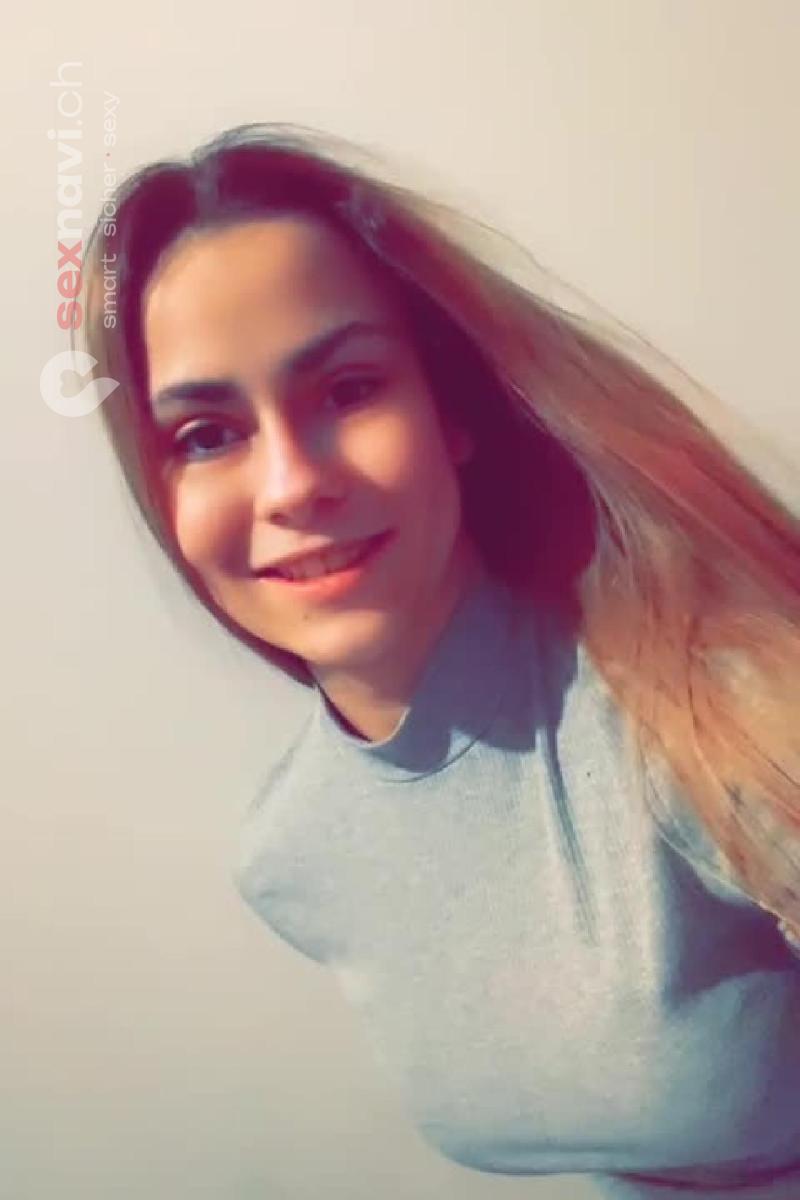 Synti ab 22.9 SEHR SEXY xxx GIRL Comme avec une petite amie (GFE) St.Gall, L'Autriche, Thurgovie, Suisse Allemagne, Müllheim Dorf