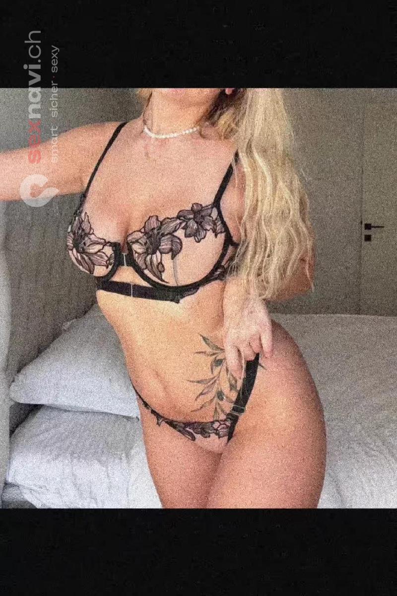 Blonde Nutte Alles inklusive Anal und Sch Fellation sans préservatif Berne Région, Argovie, Suisse Allemagne, Soleure