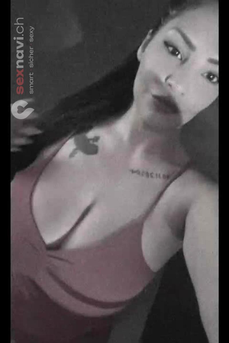 Irina CHUBBY CHUBBY COME IN MOUTH FACE Sex in allen Positionen Waadt, Schweiz, Neuchatel / Neuenburg, Yverdon-les-Bains, Fribourg / Freiburg