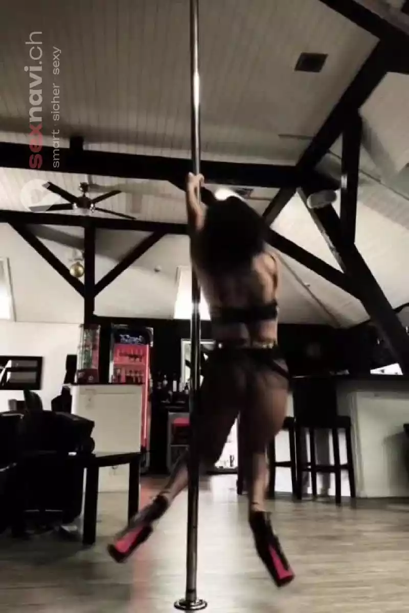 Jessy Studio 8 Küssen Bern Umgebung, Schweiz, Biel/Bienne - Grenchen, Solothurn, Lengnau BE